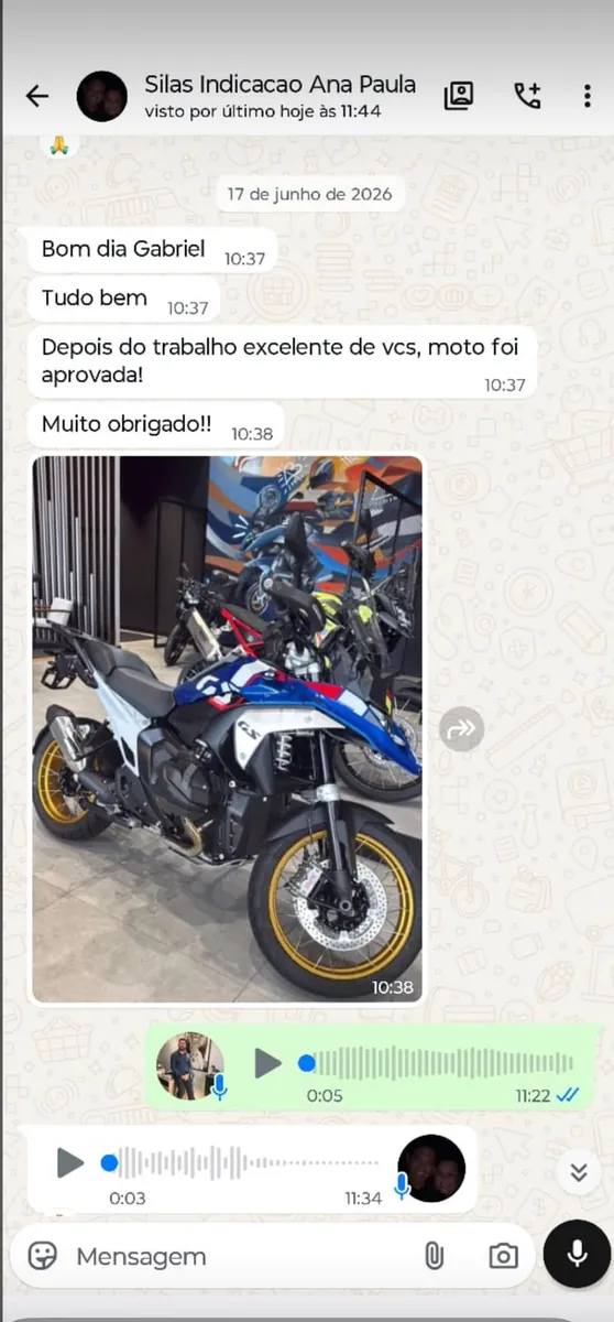 Print de conversa: financiamento de moto aprovado depois do trabalho.
